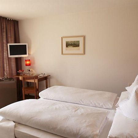 Goldene Rose Karthaus Hotel เซนาเลส ภายนอก รูปภาพ